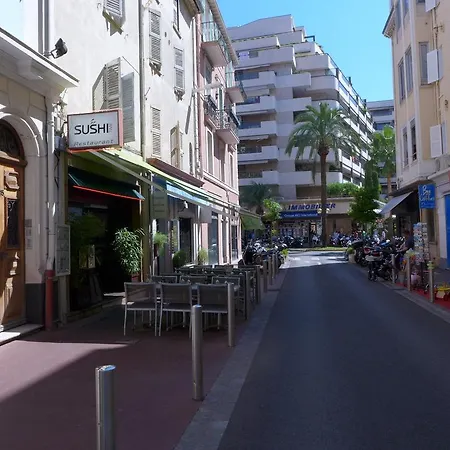 1 Bedroom Notre Dame 2 Mins From The Croisette And The Palais 225 *