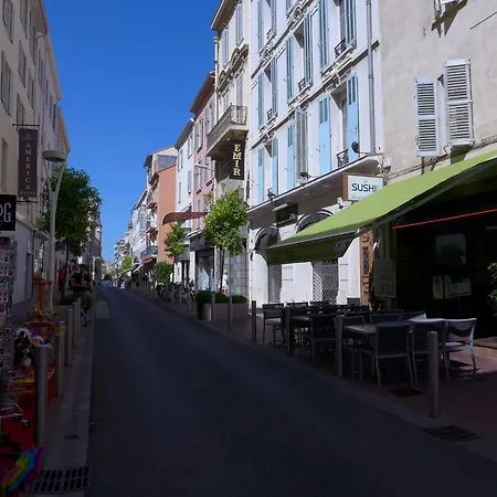 1 Bedroom Notre Dame 2 Mins From The Croisette And The Palais 225
